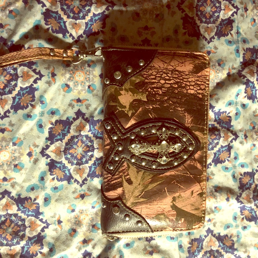 wristlet wallet